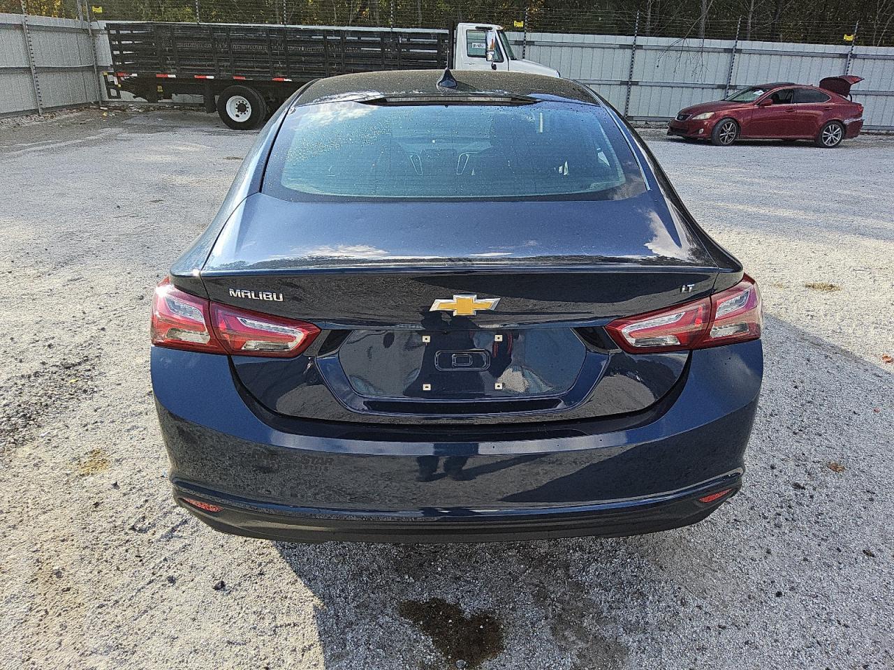 2021 Chevrolet Malibu - Image 6