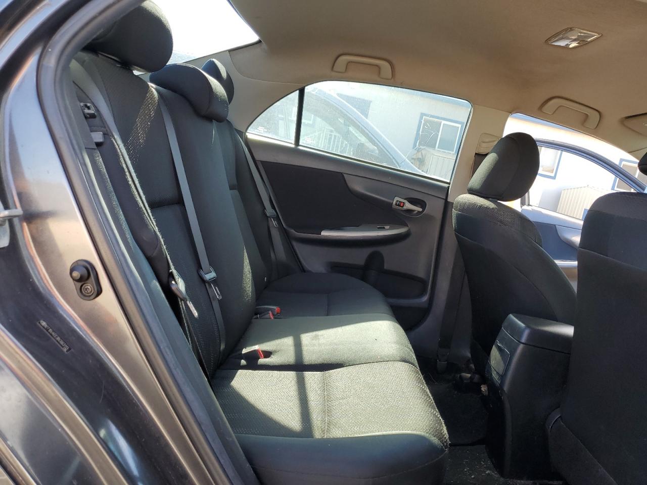 2011 Toyota Corolla - Image 10