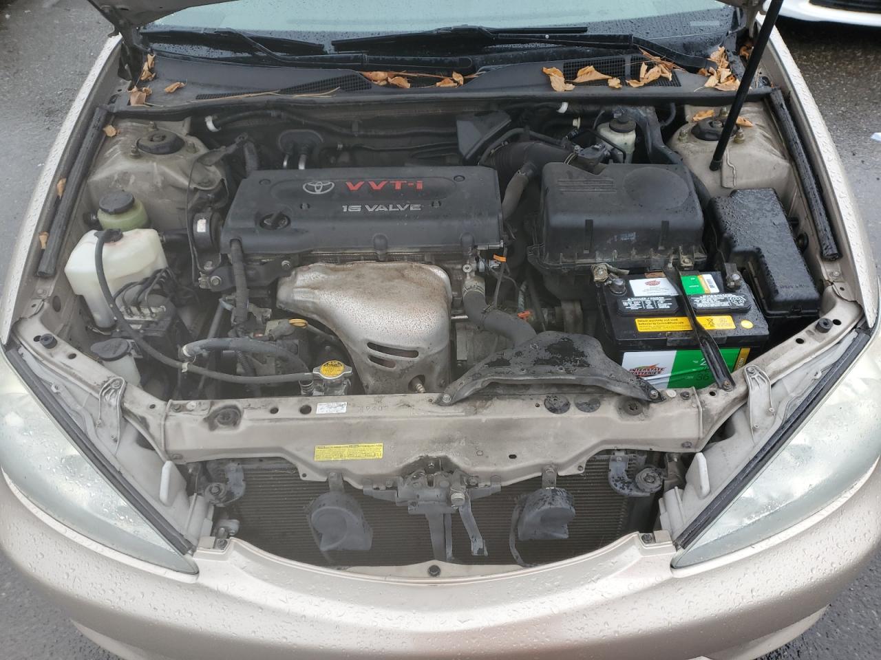 2005 Toyota Camry - Image 11