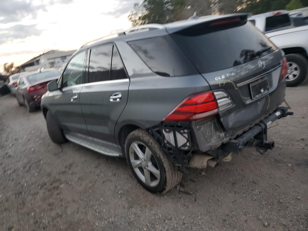 2017 Mercedes-Benz GLE - Image 2