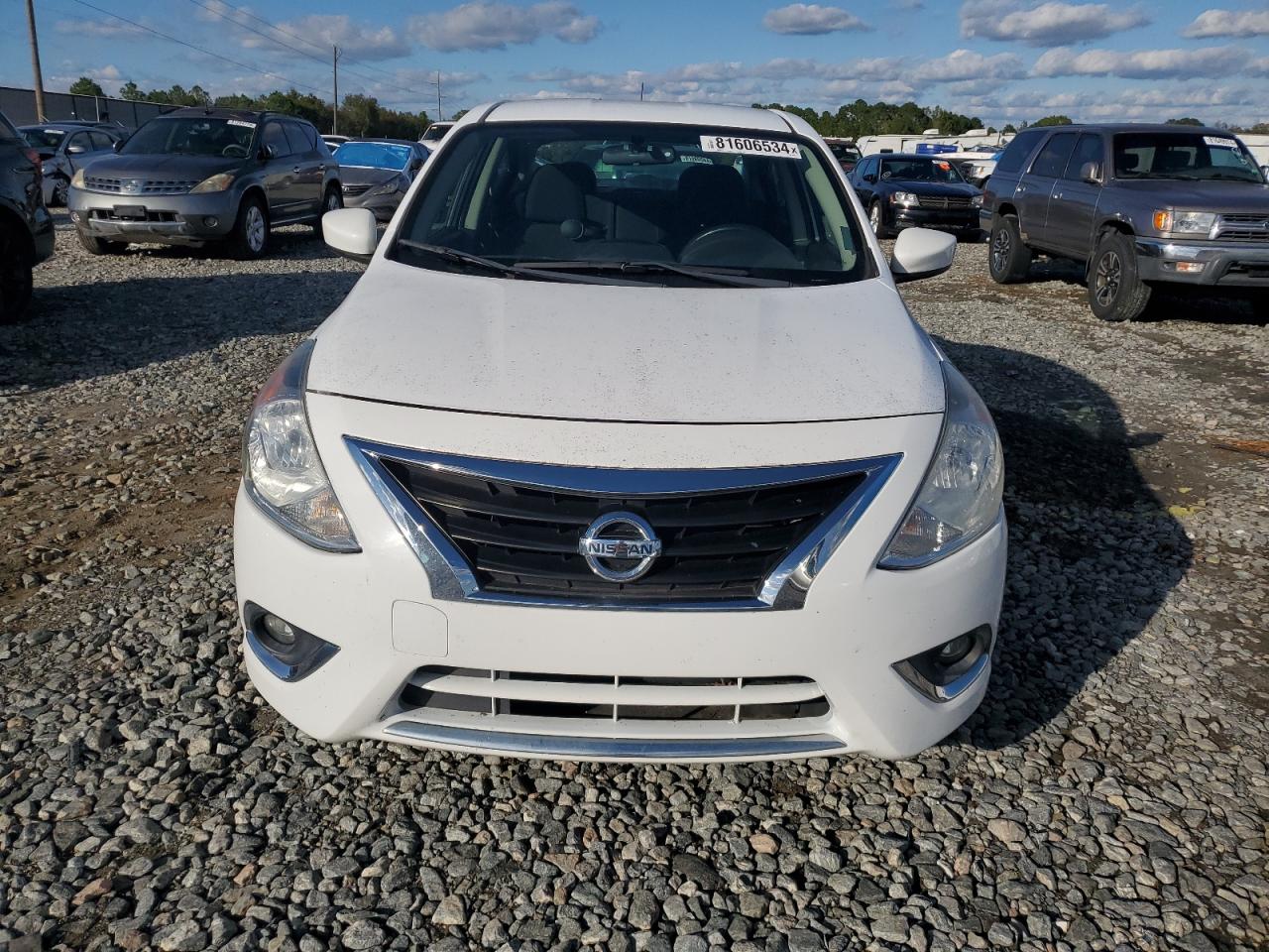 2018 Nissan Versa - Image 5
