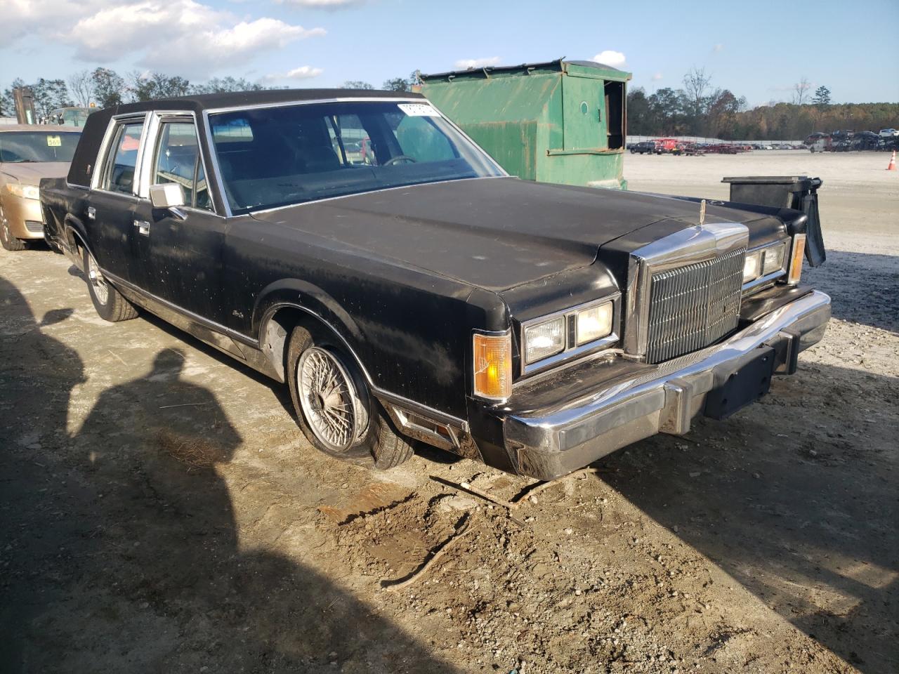 1989 Lincoln Town Car - Image 4