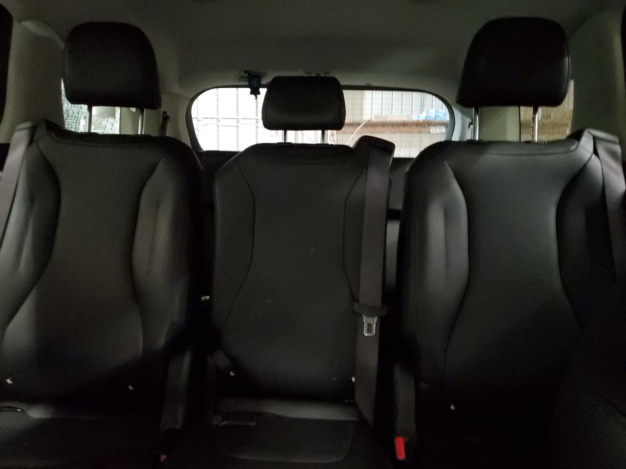 2024 Kia Carnival - Image 10
