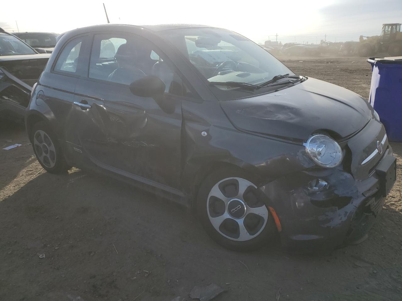 VIN 3C3CFFGE3GT229225 2016 FIAT 500 no.4