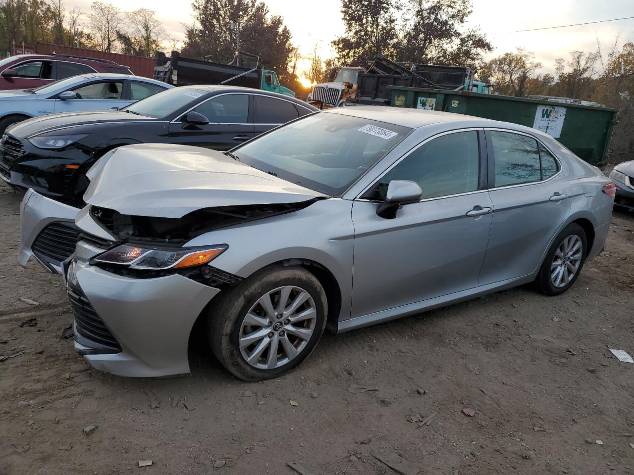 VIN JTNB11HKXJ3028076 2018 TOYOTA CAMRY no.1