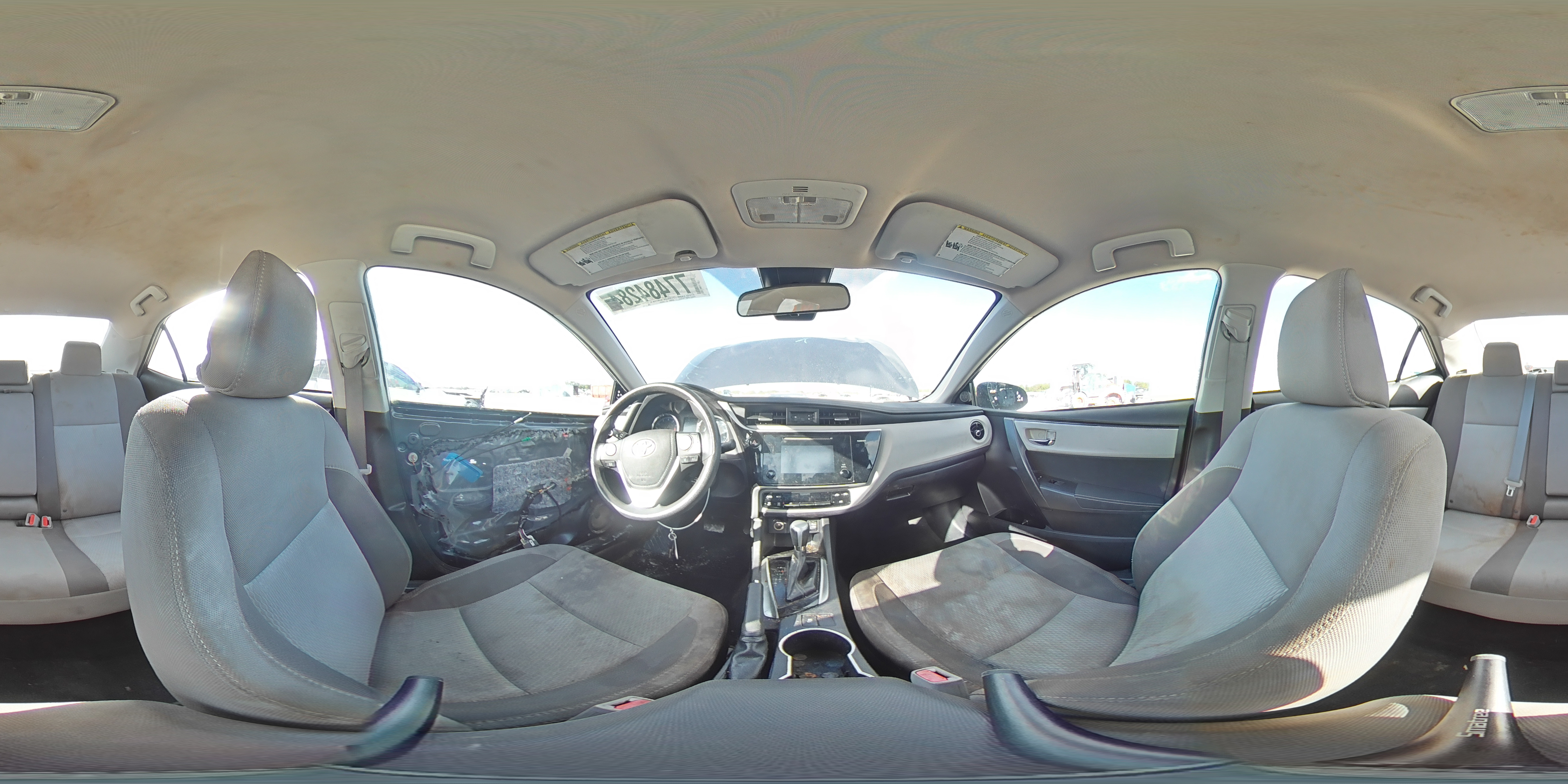 2017 Toyota Corolla - Image 15