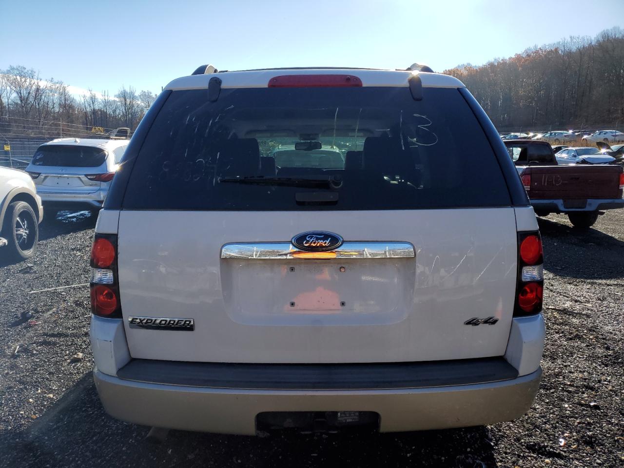 2008 Ford Explorer Eddie Bauer VIN: 1FMEU74E38UA65692 Lot: 80854234