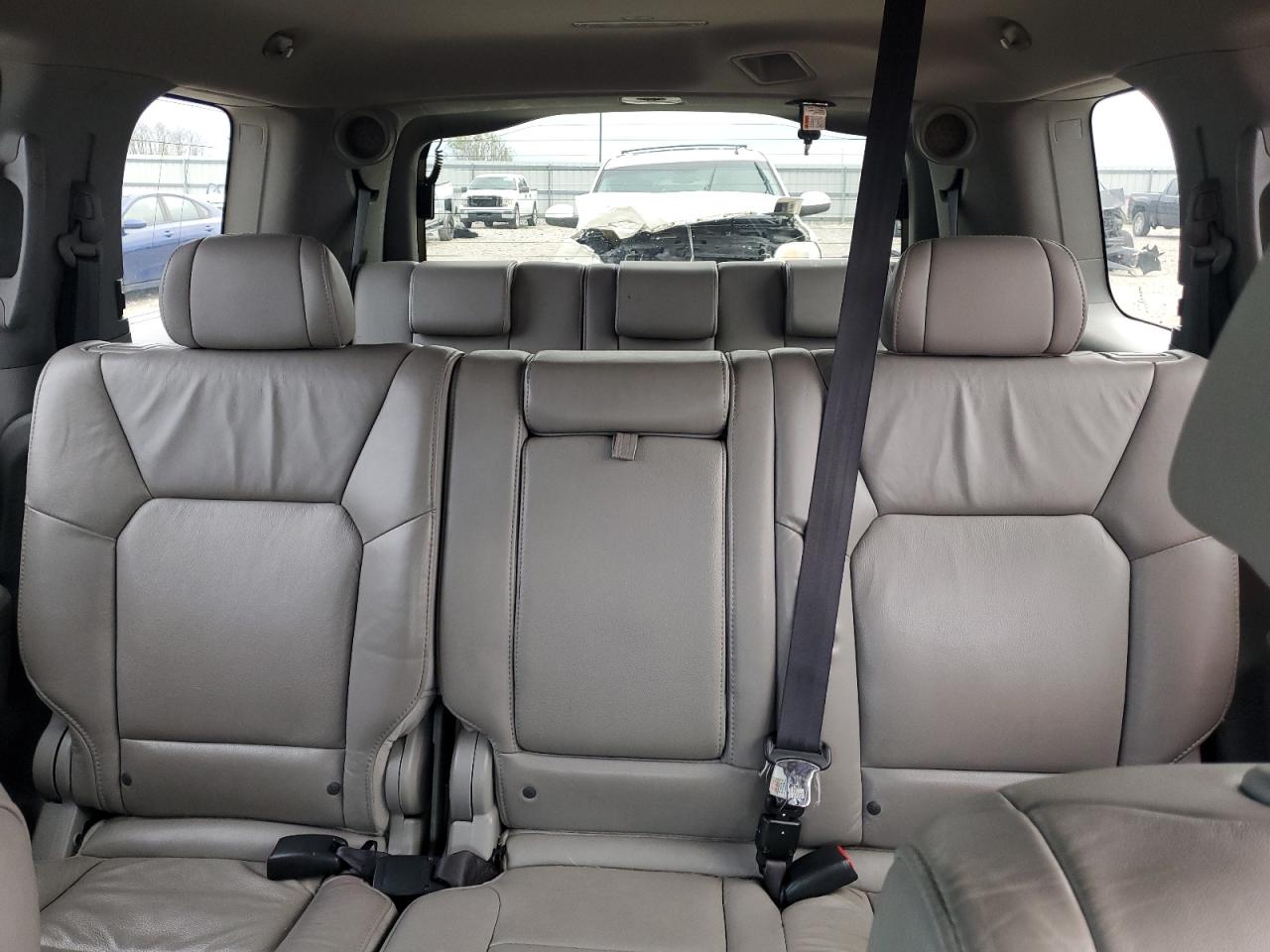 2011 Honda Pilot - Image 10