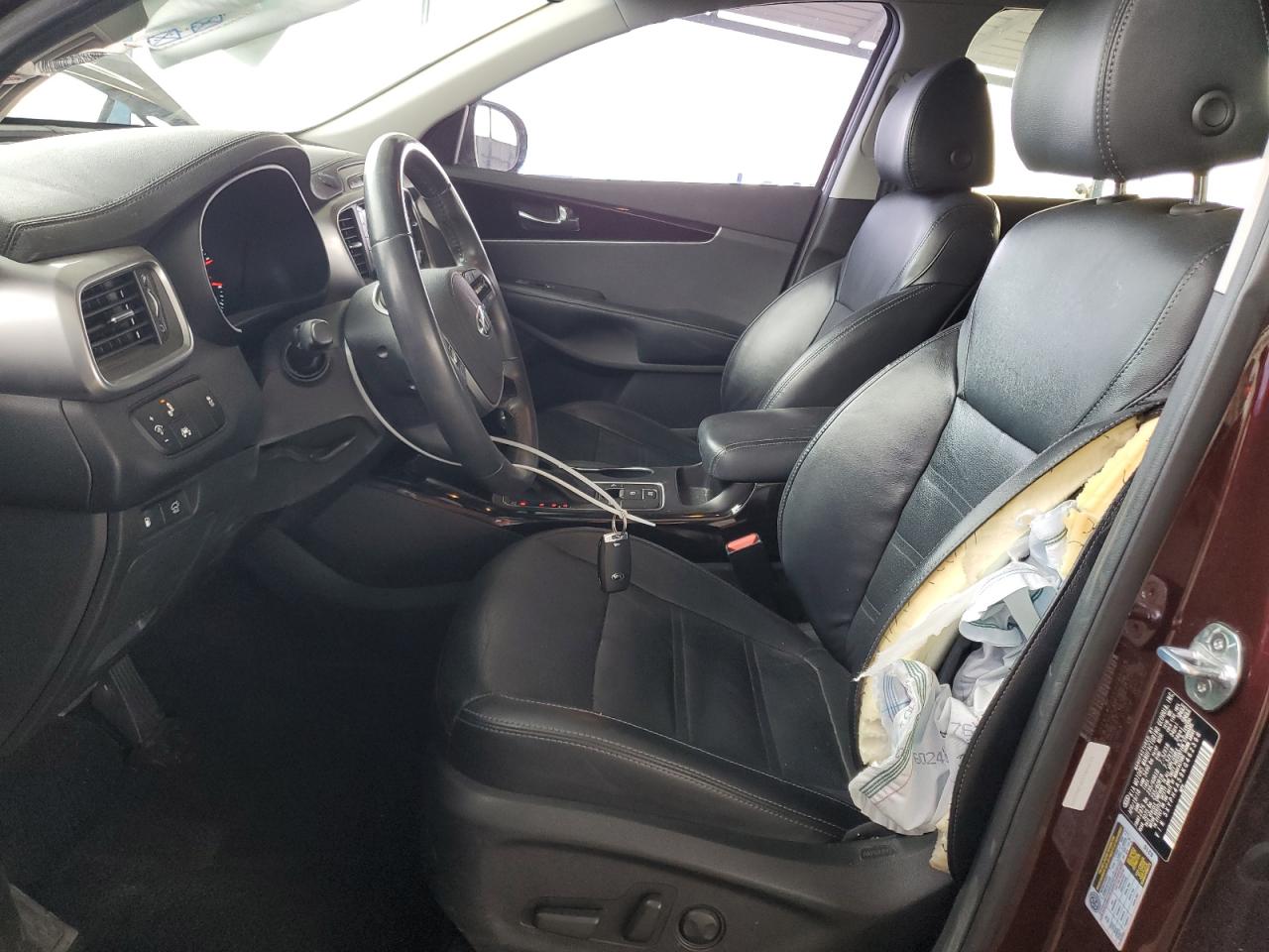 2019 Kia Sorento - Image 7