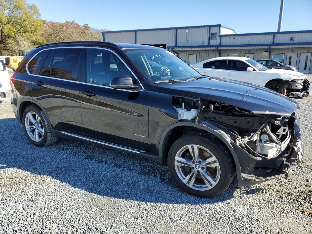 VIN 5UXKR0C58G0S88266 2016 BMW X5 no.4