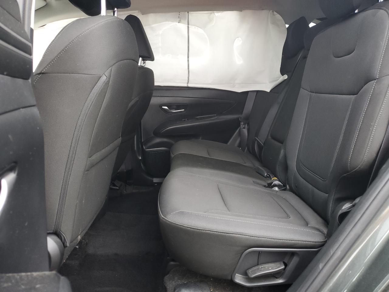 2022 Hyundai Tucson - Image 11