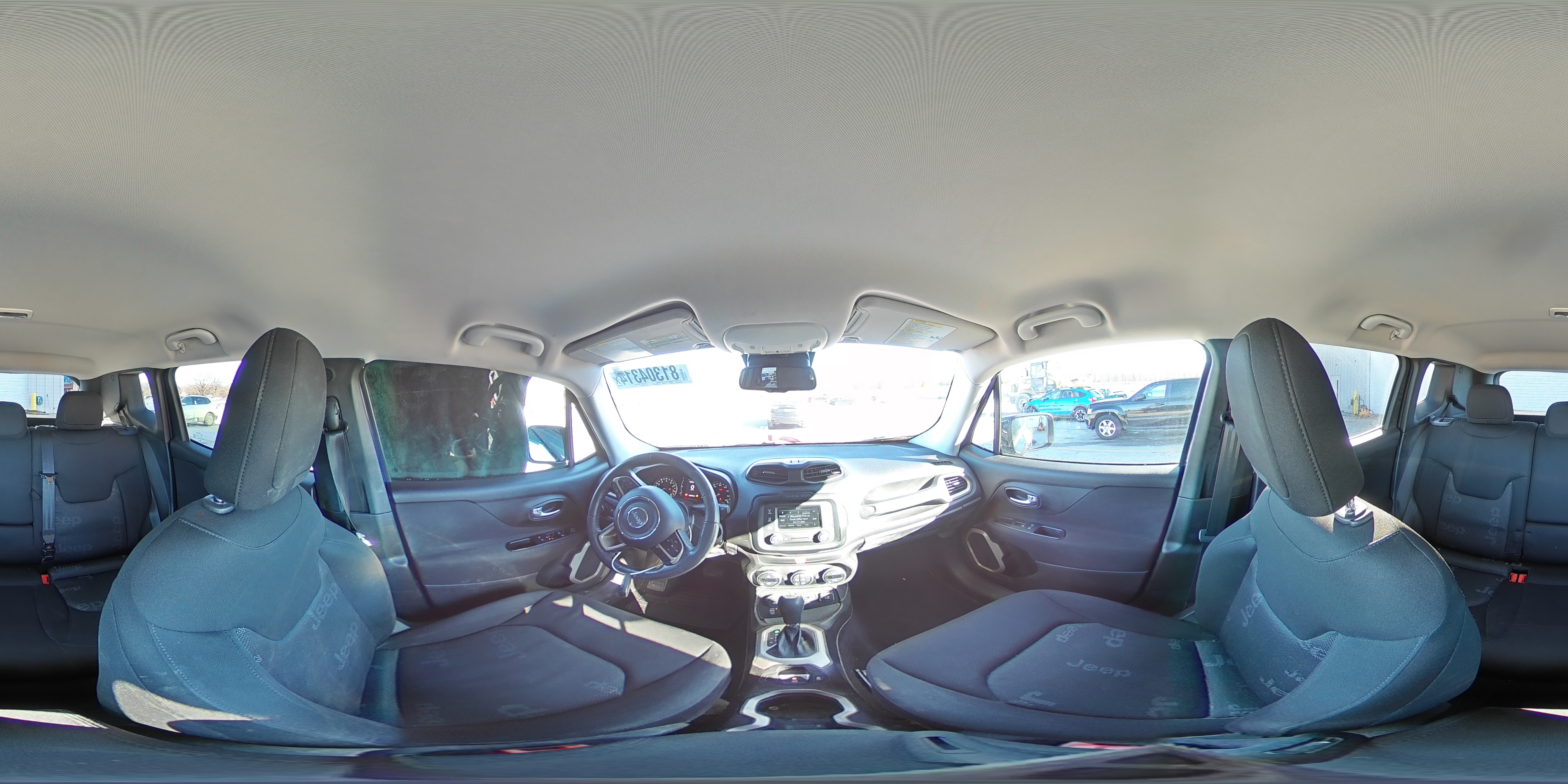 2016 Jeep Renegade - Image 16