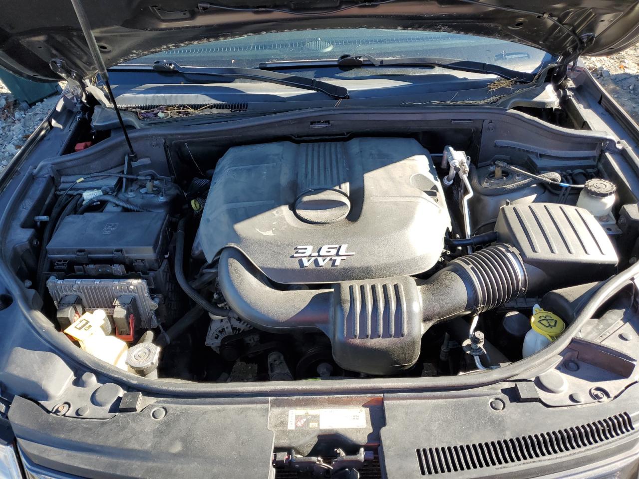 2014 Jeep Grand Cherokee - Image 12
