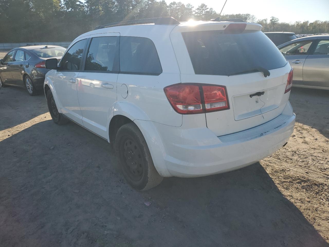 2015 Dodge Journey - Image 3