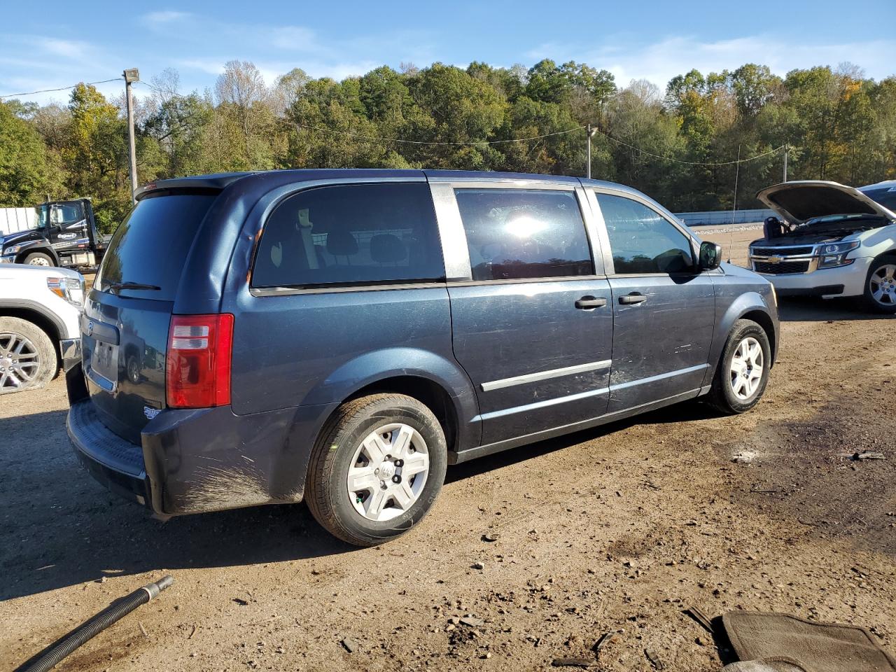2008 Dodge Caravan - Image 3