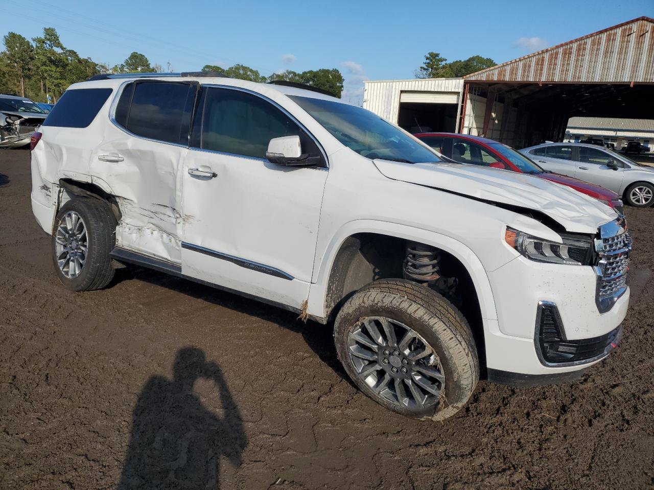 2021 GMC Acadia - Image 4