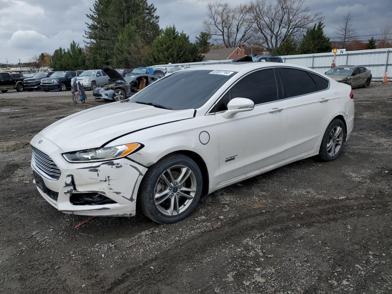 VIN 3FA6P0SU8GR265531 2016 FORD FUSION no.1