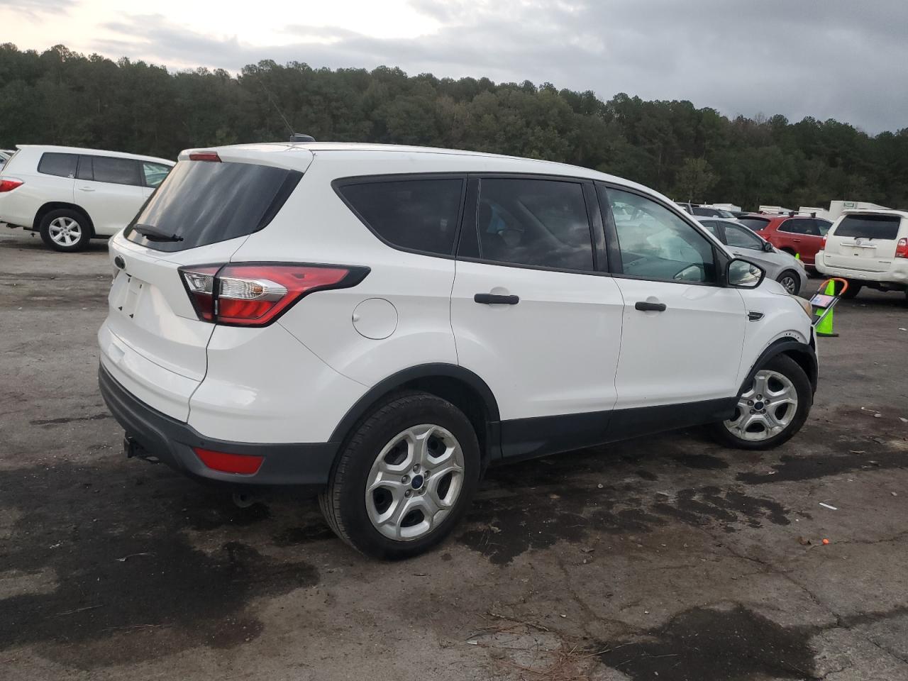 2017 Ford Escape - Image 3