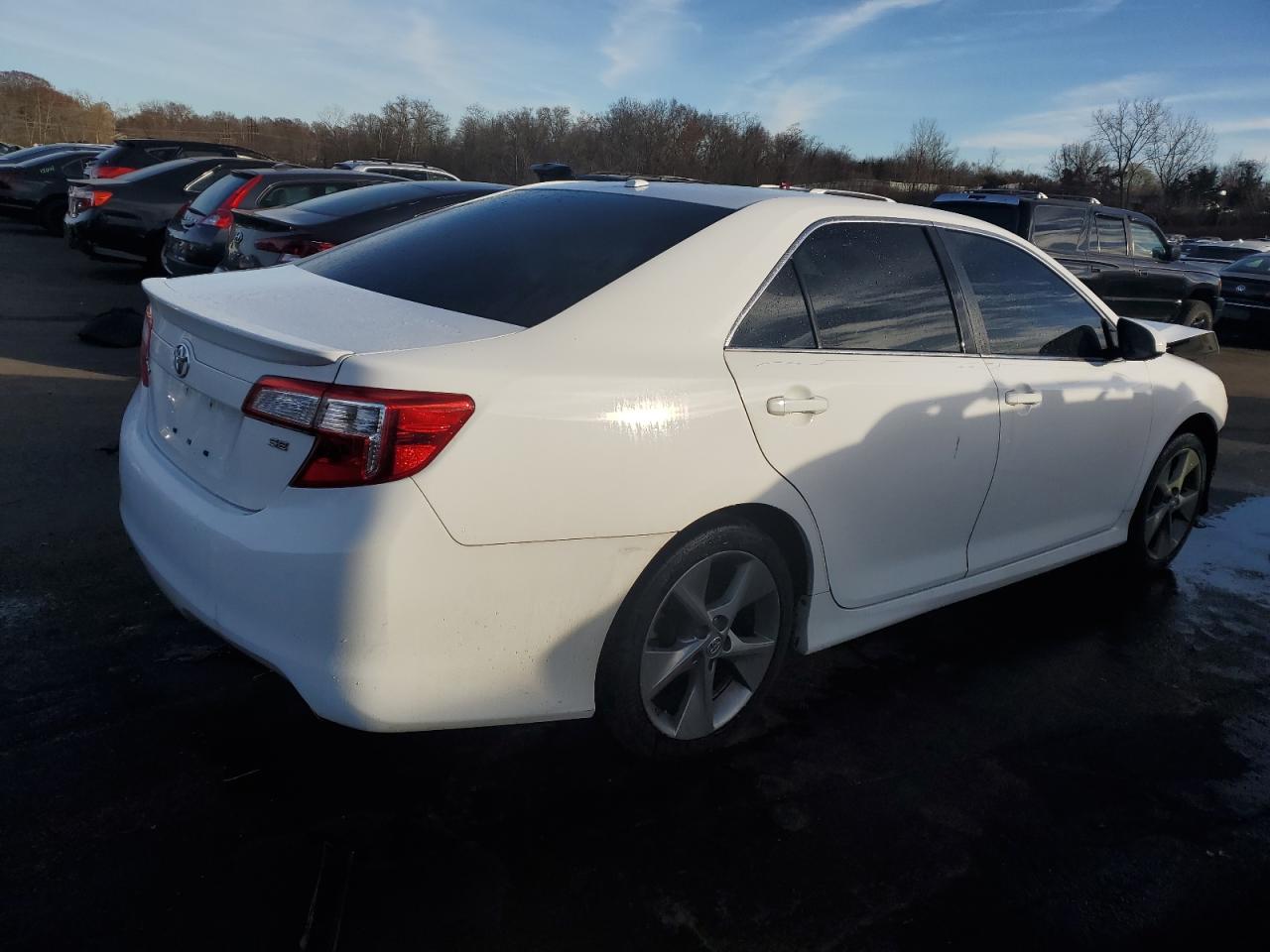 VIN 4T1BK1FK6DU530405 2013 TOYOTA CAMRY no.3