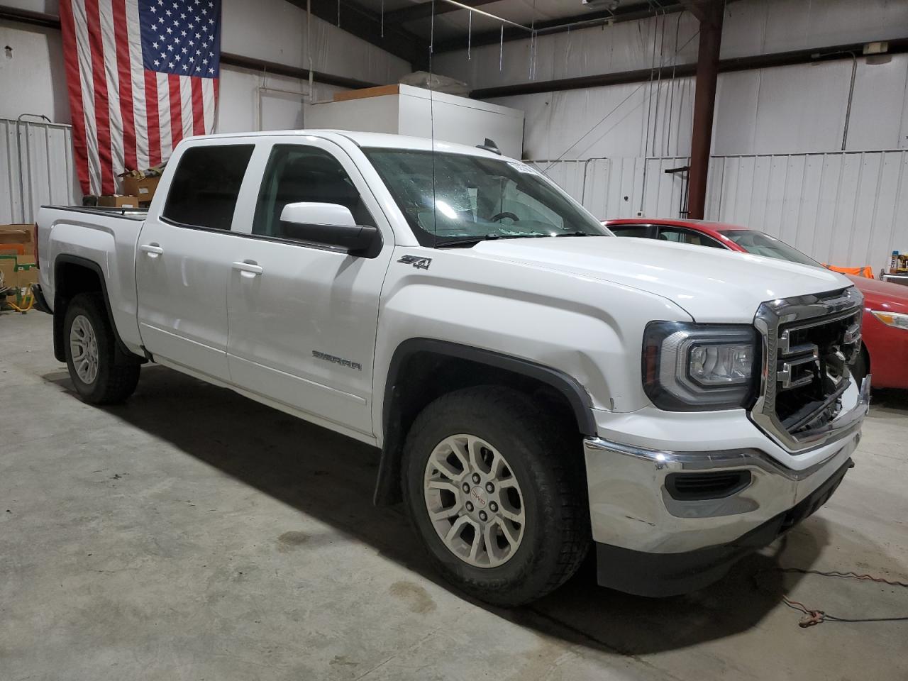 2018 GMC Sierra - Image 4