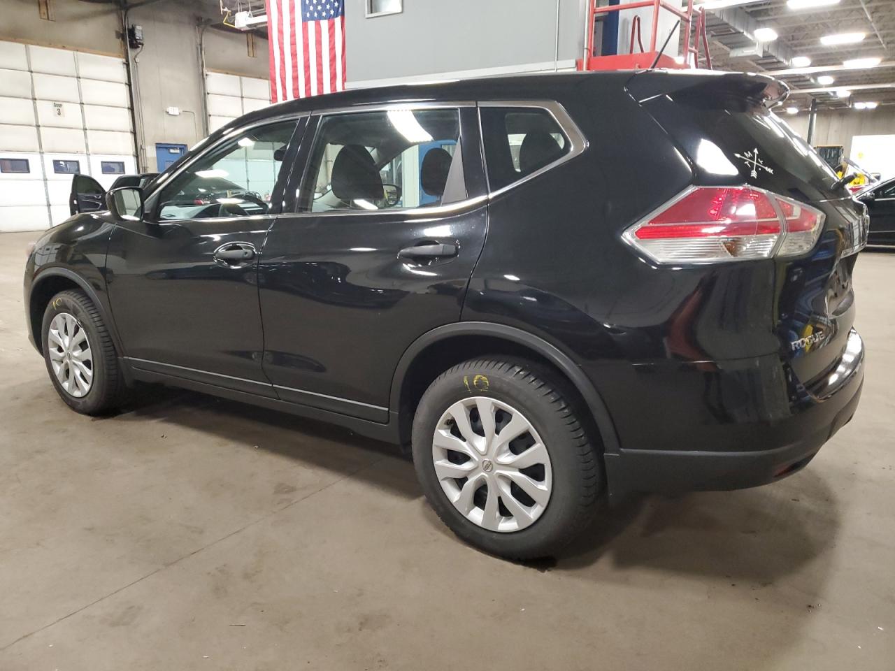 2016 Nissan Rogue - Image 2
