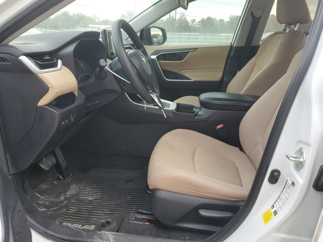 2020 Toyota RAV 4 - Image 7