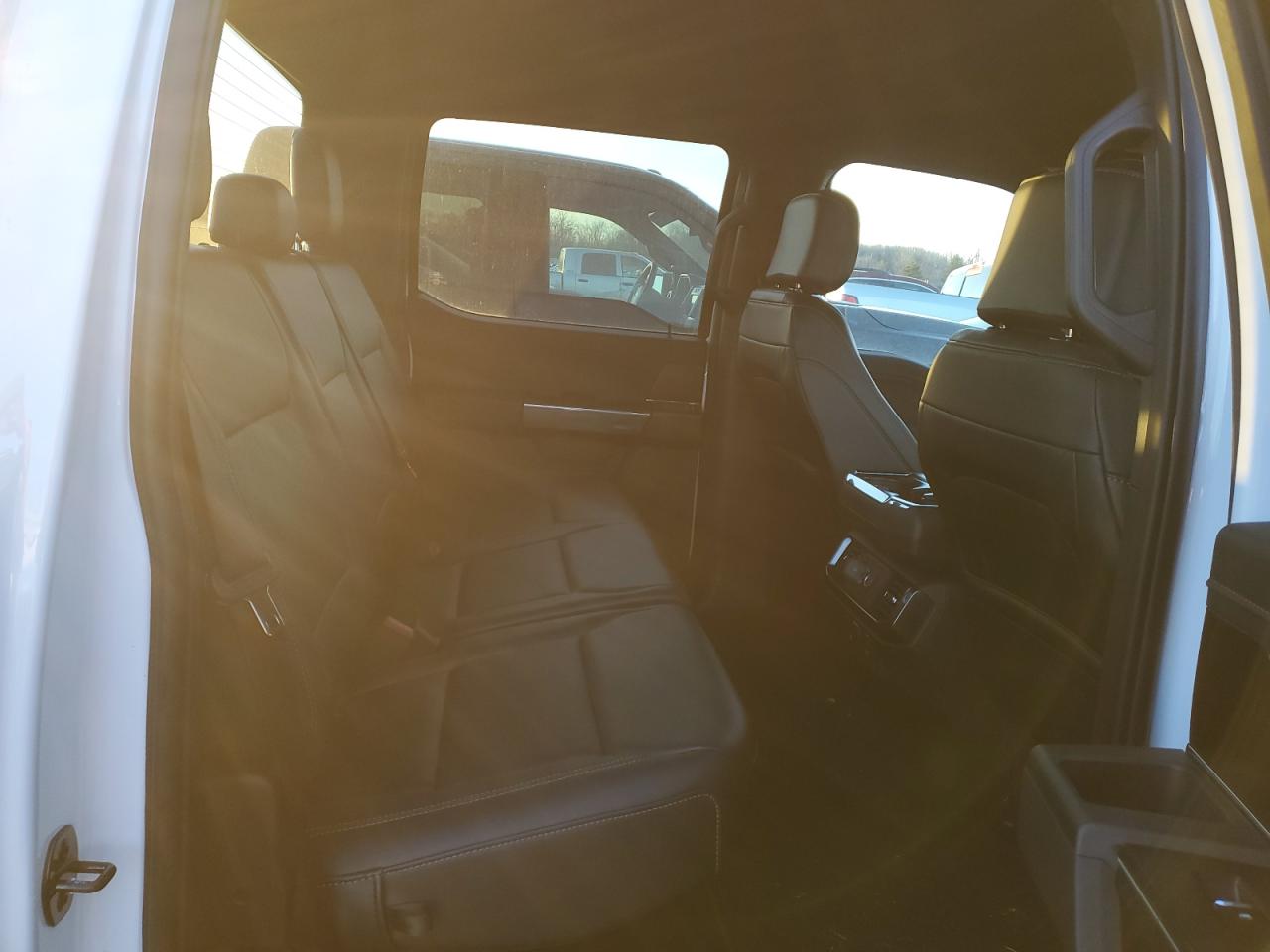 2023 Ford F-150 - Image 10