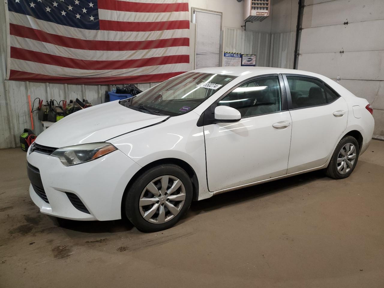 2015 TOYOTA COROLLA