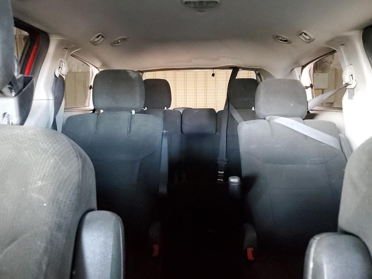 2015 Dodge Caravan - Image 10