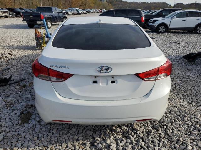  HYUNDAI ELANTRA 2012 Белы