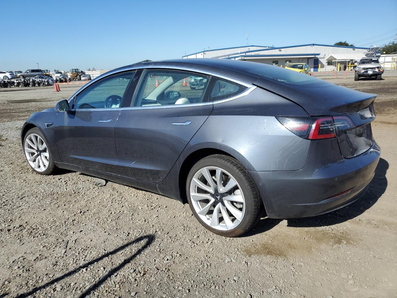 VIN 5YJ3E1EA9JF155929 2018 TESLA MODEL 3 no.2