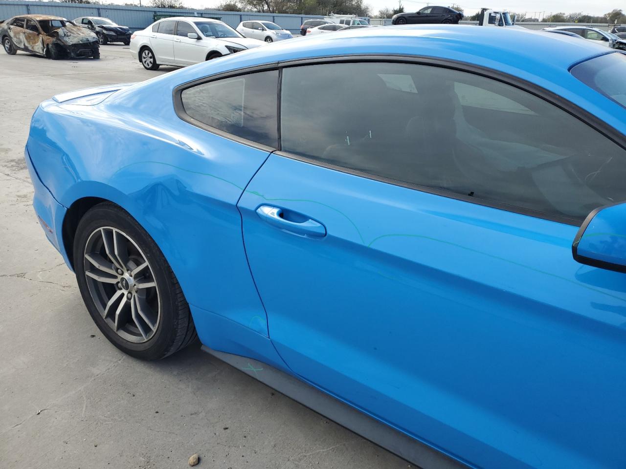 2017 Ford Mustang - Image 10