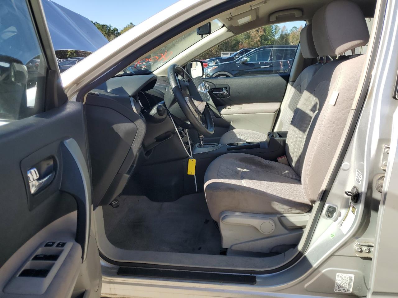 2010 Nissan Rogue - Image 7