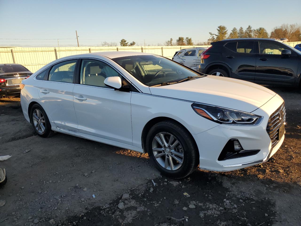 2018 Hyundai Sonata - Image 4