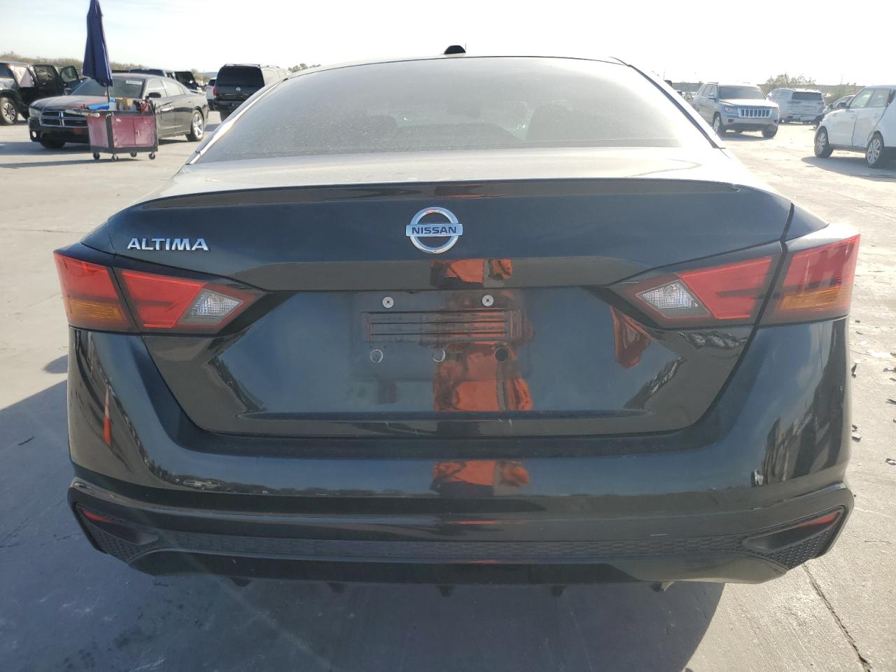 2020 Nissan Altima - Image 6
