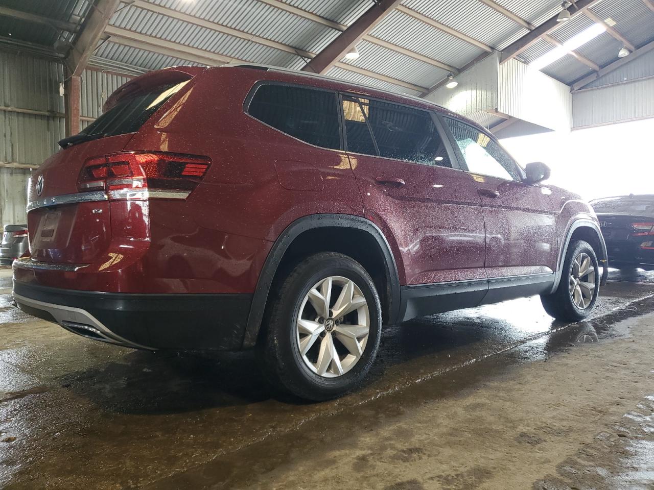 2018 Volkswagen Atlas - Image 3
