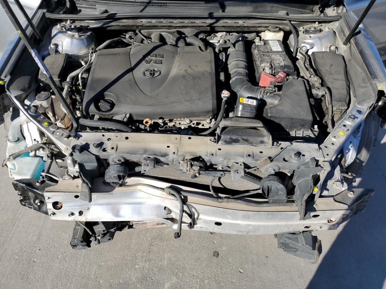 2018 Toyota Camry - Image 11