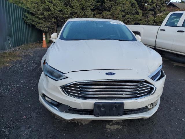  FORD FUSION 2017 Biały