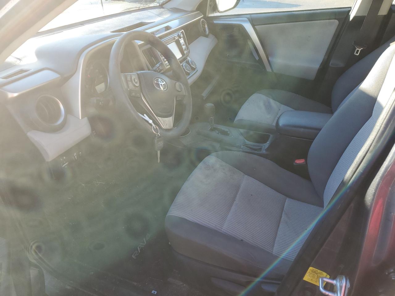2015 Toyota RAV 4 - Image 7