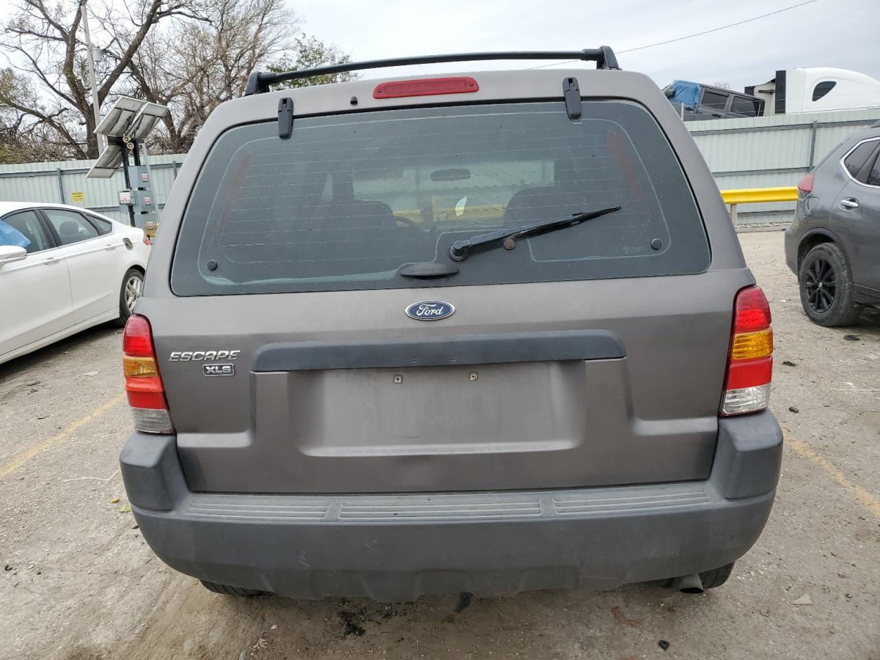 2002 Ford Escape - Image 6