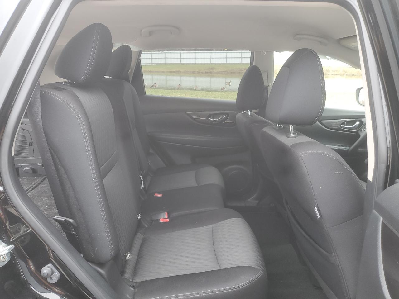 2019 Nissan Rogue - Image 11