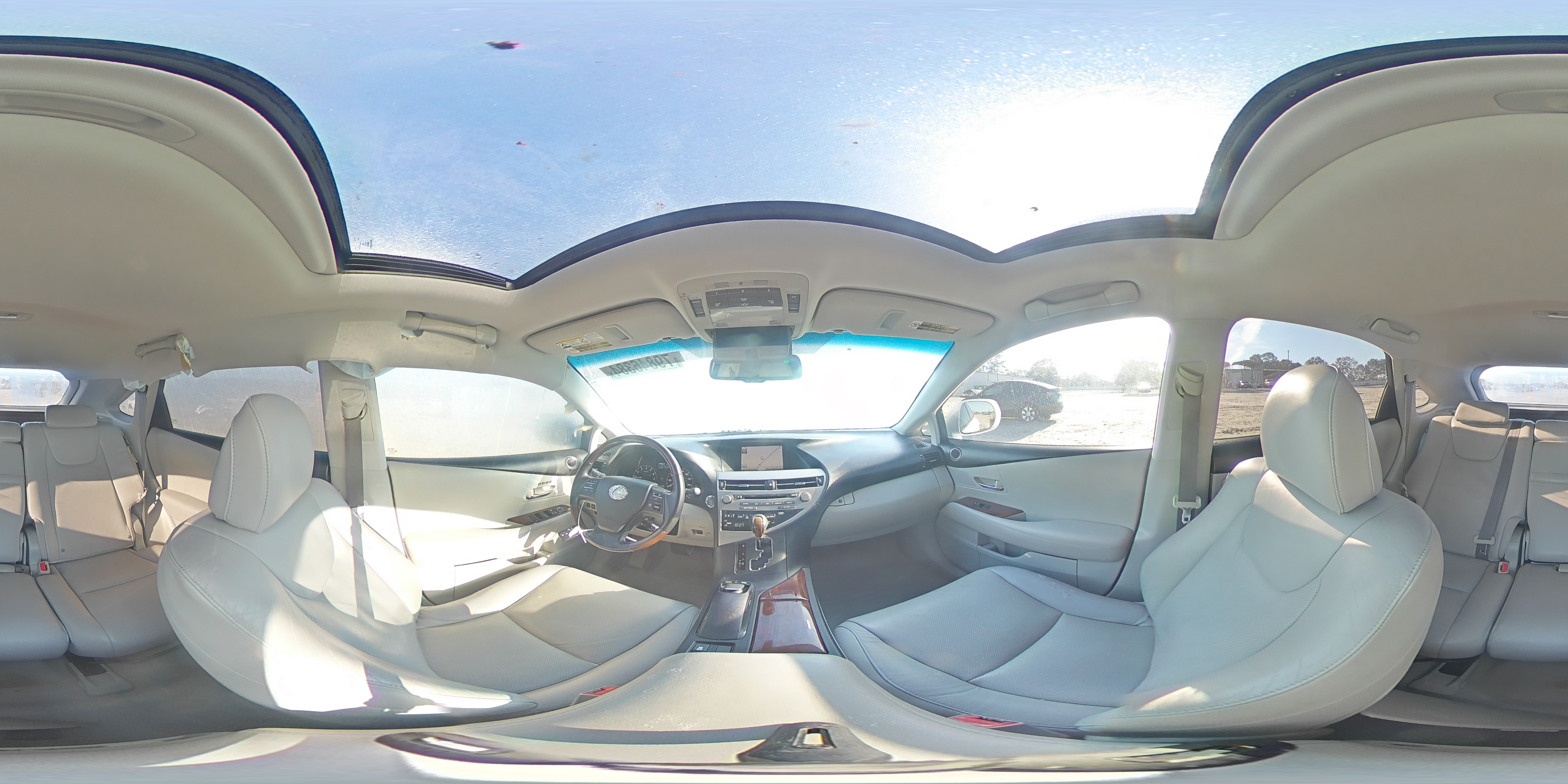 2010 Lexus RX - Image 14