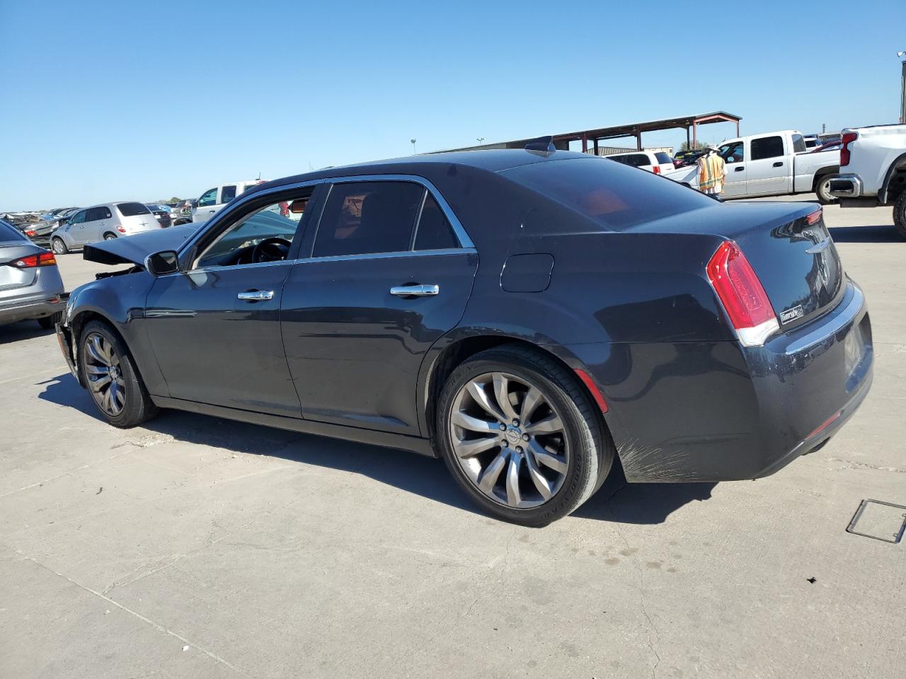 2019 Chrysler 300 - Image 2