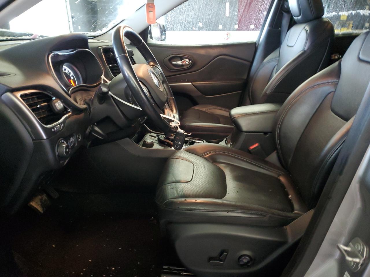 2020 Jeep Grand Cherokee - Image 7