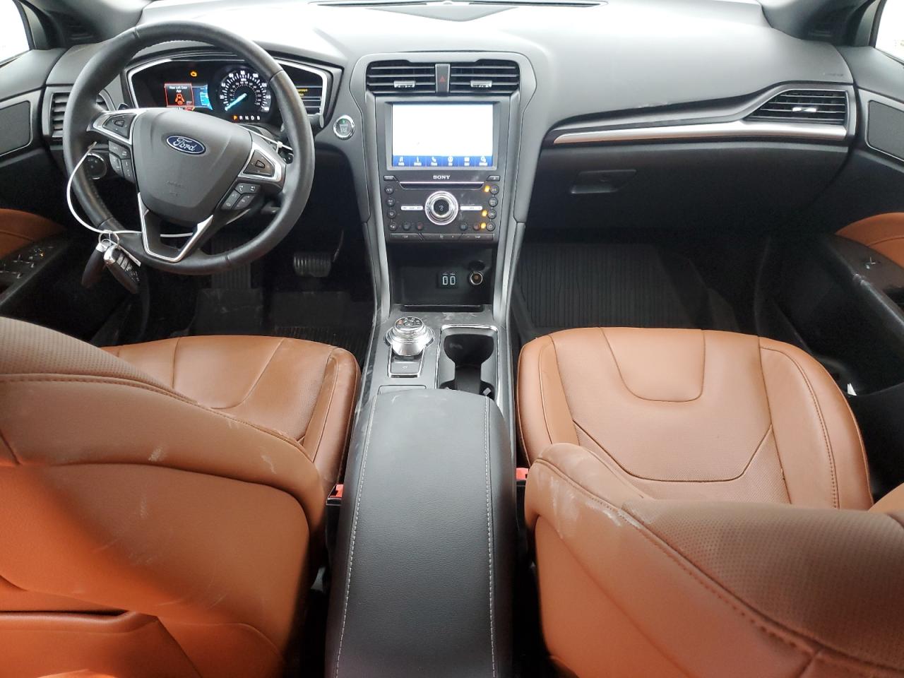 2019 Ford Fusion - Image 8