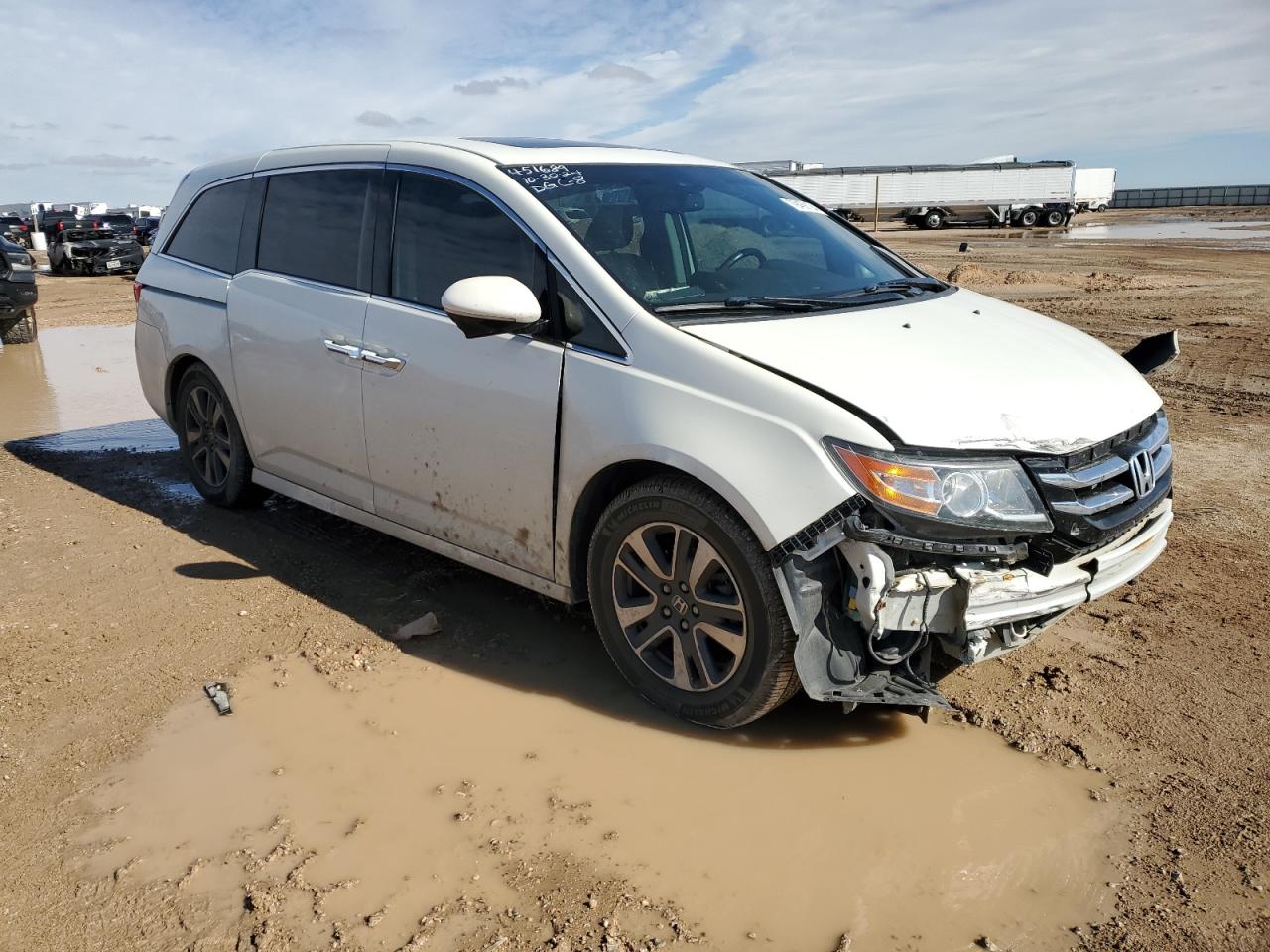 2017 Honda Odyssey - Image 4