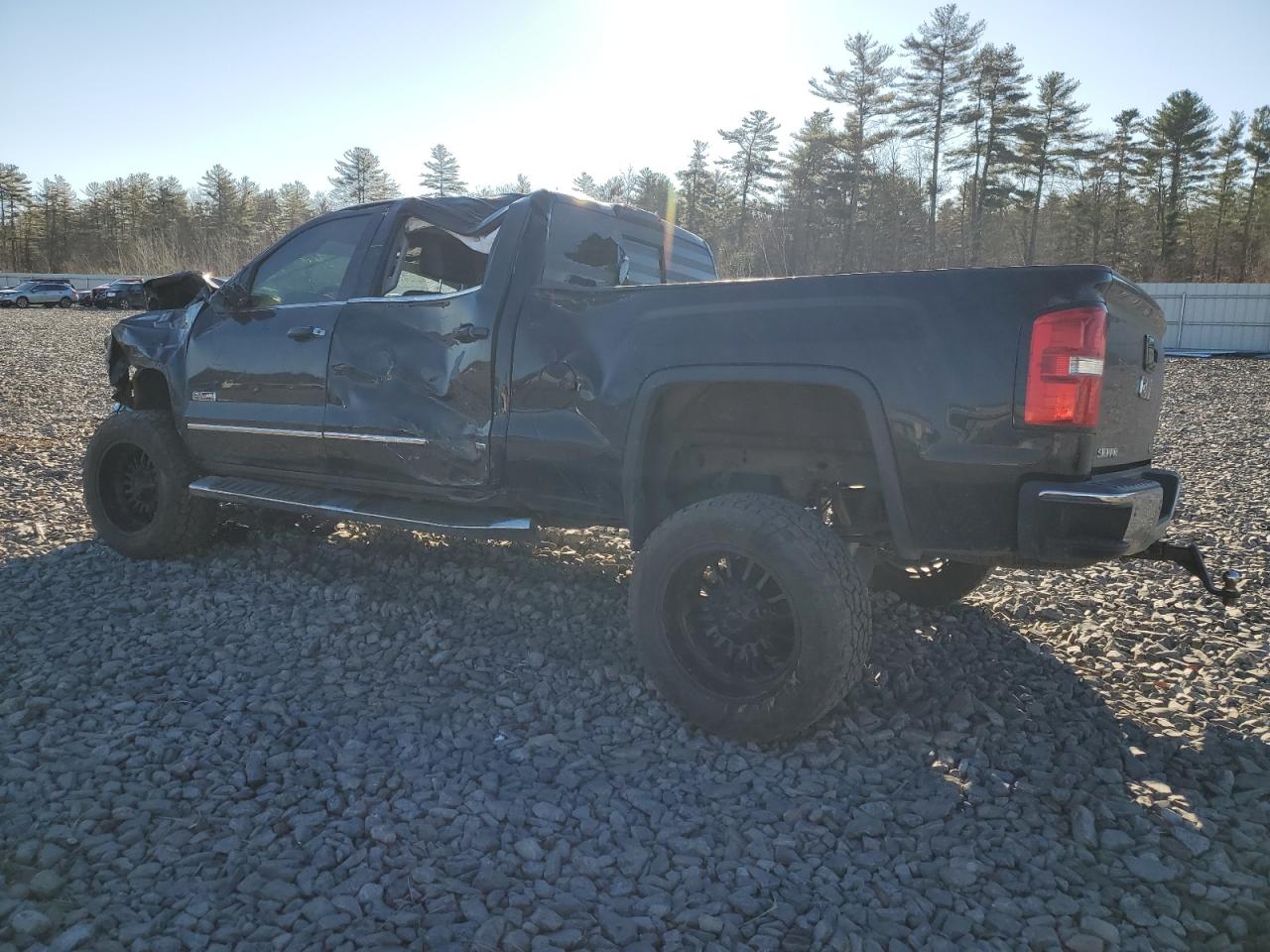 2014 GMC Sierra - Image 2