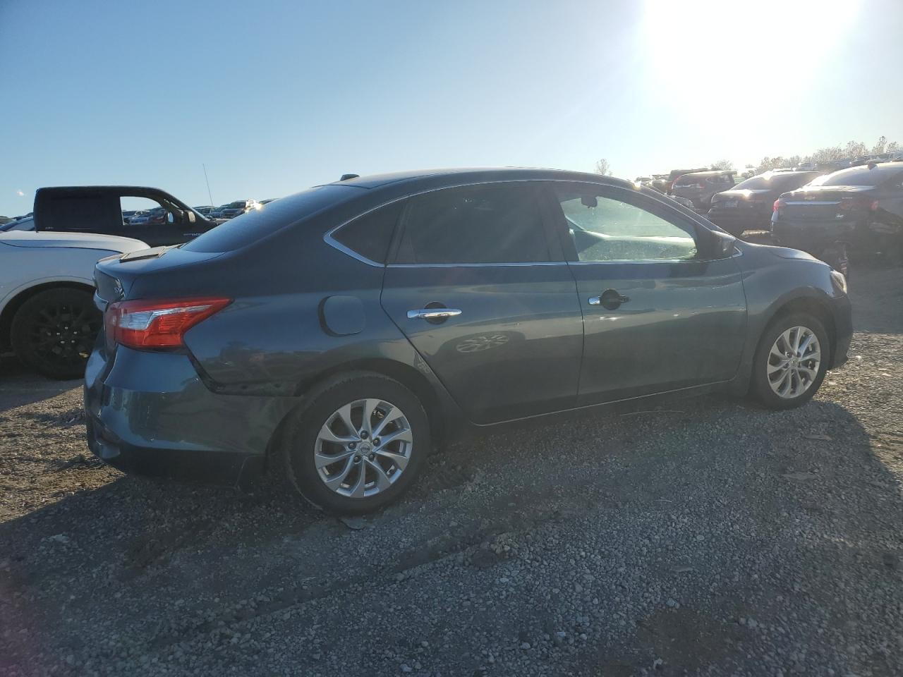 VIN 3N1AB7AP1GY330008 2016 NISSAN SENTRA no.3