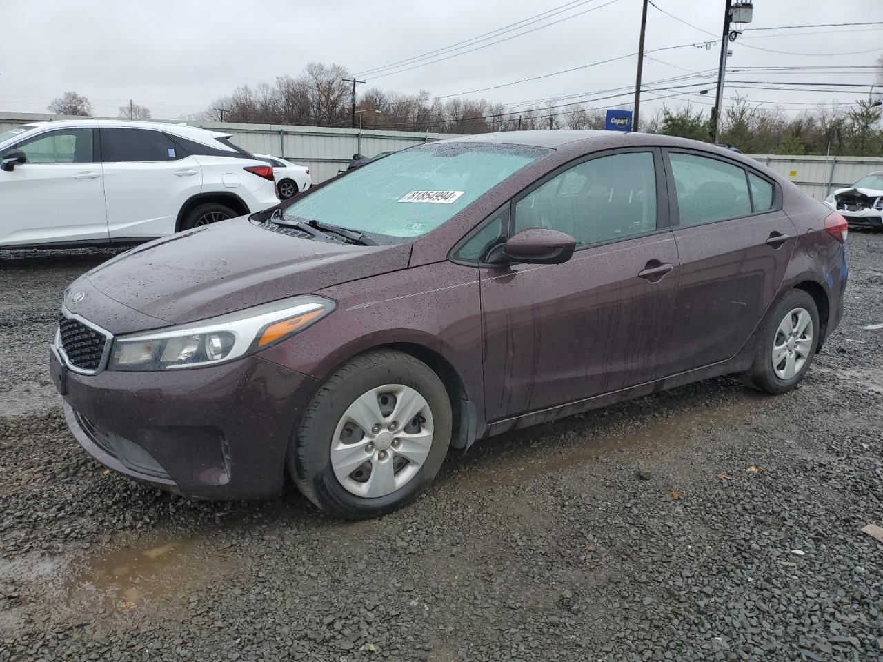 VIN 3KPFK4A78JE164595 2018 KIA FORTE no.1