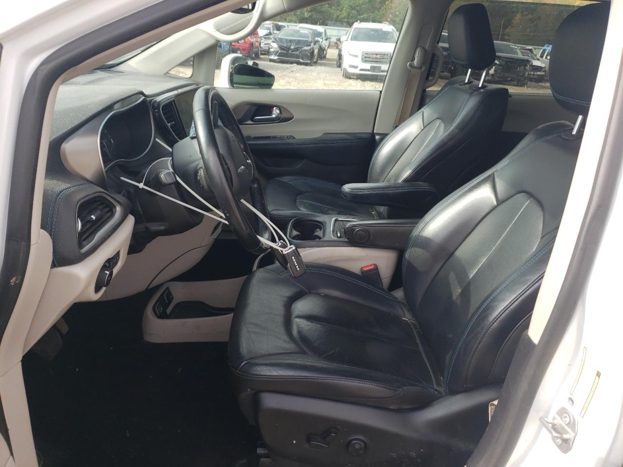 2021 Chrysler Pacifica - Image 7